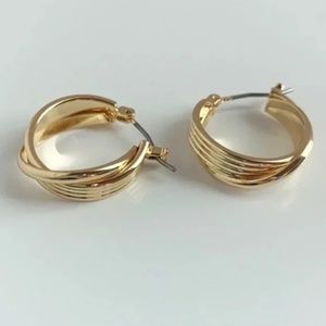 SHASHI Twisted Hoop Earrings